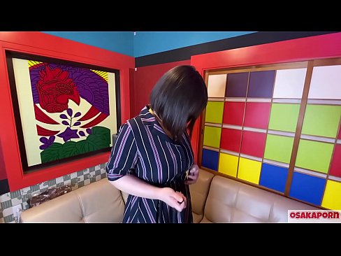 ❤️ جاپاني پياري وڏي سيني سان گڏ جنسي رانديڪن سان مشت زني ڪري ٿي ۽ هڪ orgasm آهي. هوءَ هڪ انٽرويو ۾ پنهنجي ڀوائتي تجربي بابت ڳالهائي ٿي. وڏيون چوڙيون ۽ وارن واري بلت زور سان روئي رهي آهي. اوساڪاپورن ❤❌ سپر جنسي تي sd.my-hentai-gallery.ru